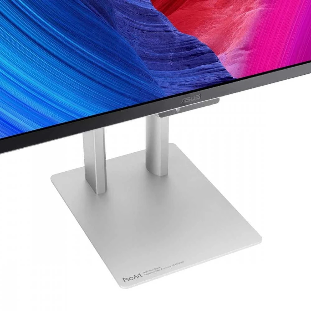 ASUS ProArt OLED PA32UCDM computer monitorius 80 cm (31.5") 3840 x 2160 pikselių 4K Ultra HD QD-OLED Sidabrinis