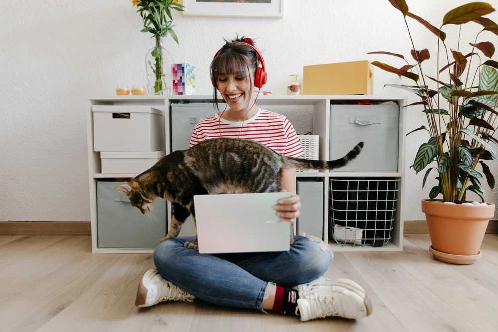 Nešiojamas kompiuteris ASUS Vivobook 14-M1407GA-LY012W Ryzen AI 7-445 14.0" WUXGA IPS lygio 60Hz 300nits AG 16GB DDR5 SSD512 Cam1080 42WHrs Win11 Vėsus Sidabrinis