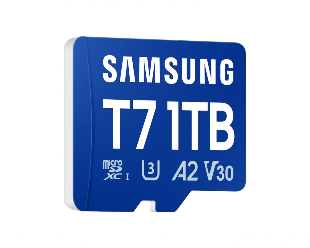 „Samsung T7 Micro SD“ atminties kortelė, 1 TB, skirta išmaniesiems telefonams, planšetiniams kompiuteriams ir nešiojamiesiems konsolėms, nuskaitymo greitis – 170 MB/s.