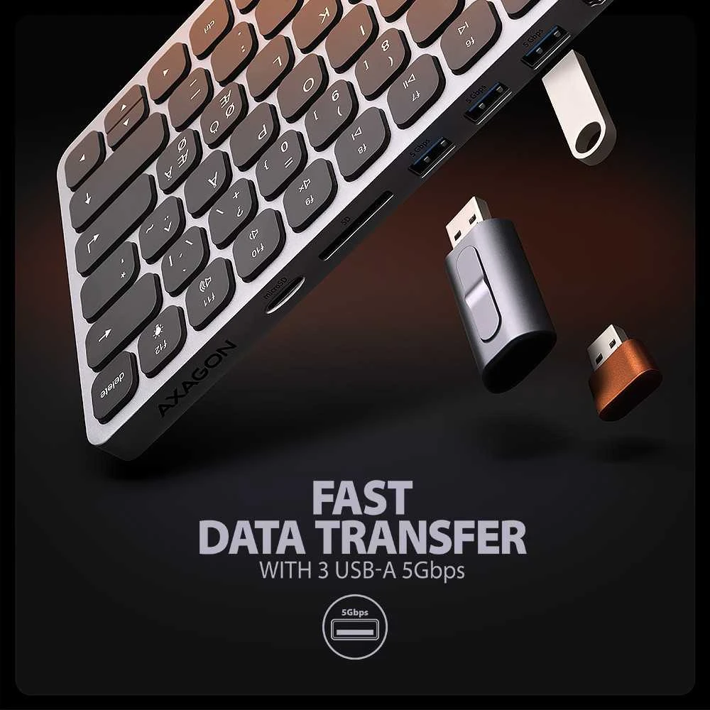 „Axagon HMC-KB-NRD“ USB-C 5 Gbps klaviatūra (JAV) 9in1 šakotuvas – Šiaurės šalių. HDMI, PD ir 3 USB-A jungtys. USB-C laidas, 60 cm.
