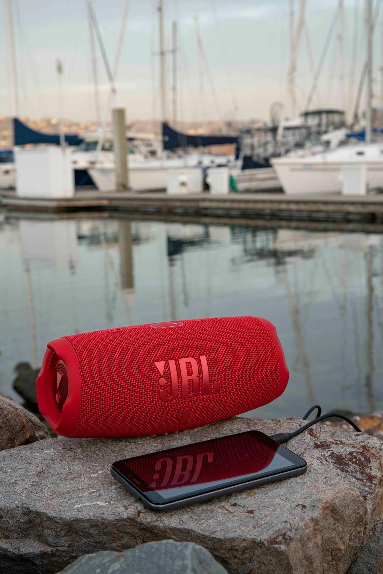 JBL Charge 5 nešiojama kolonėlė, Raudonos spalvos