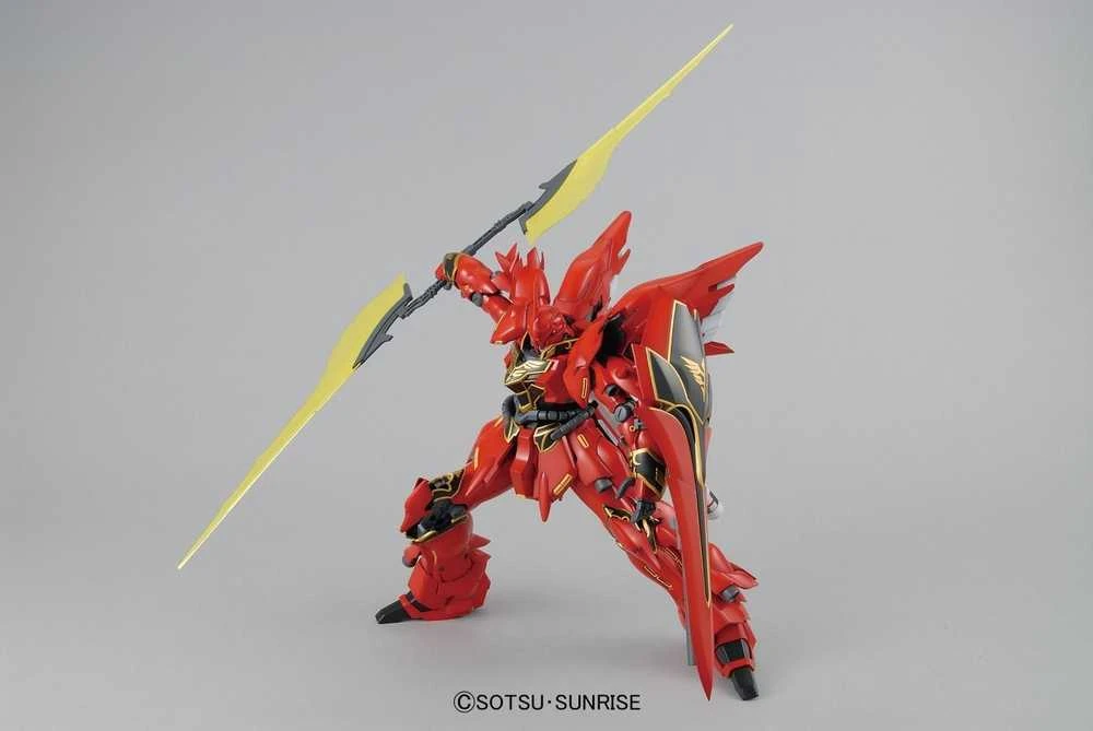 Bandai Kolekcinė Figūrėlė - MG 1/100 MSN-06S Sinanju Raudonas