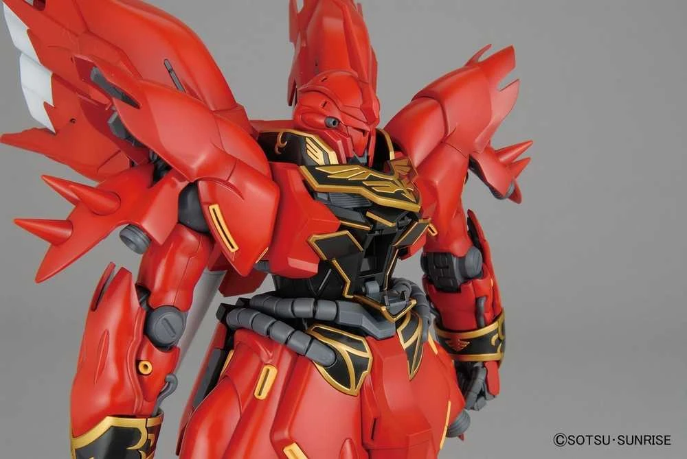 Bandai Kolekcinė Figūrėlė - MG 1/100 MSN-06S Sinanju Raudonas
