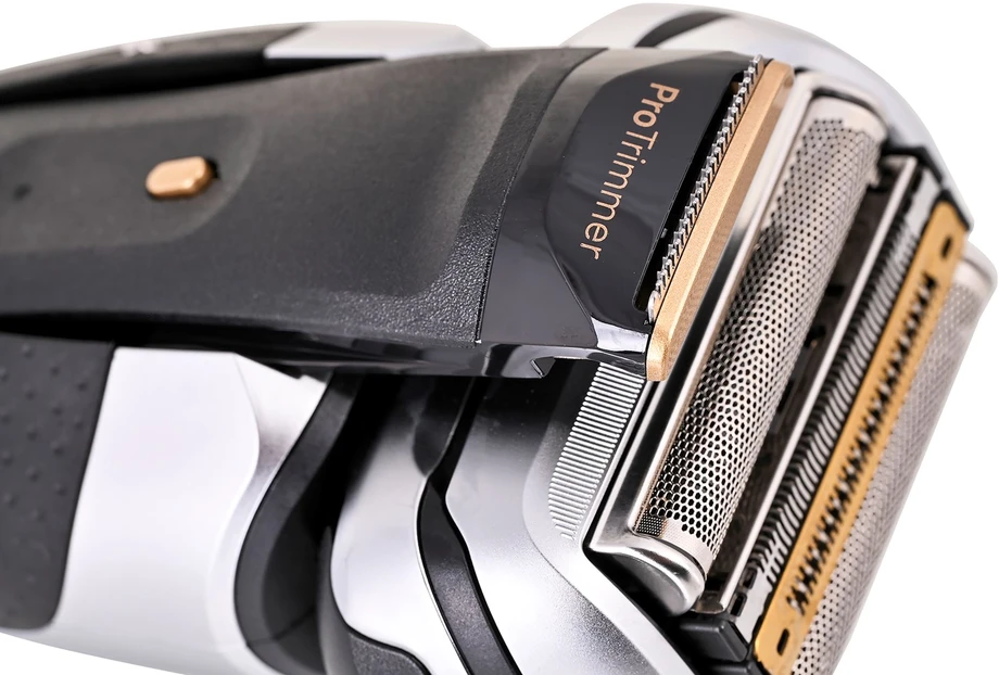 Barzdaskutė Braun Series 9 Pro 9577cc Foil shaver Sidabrinis