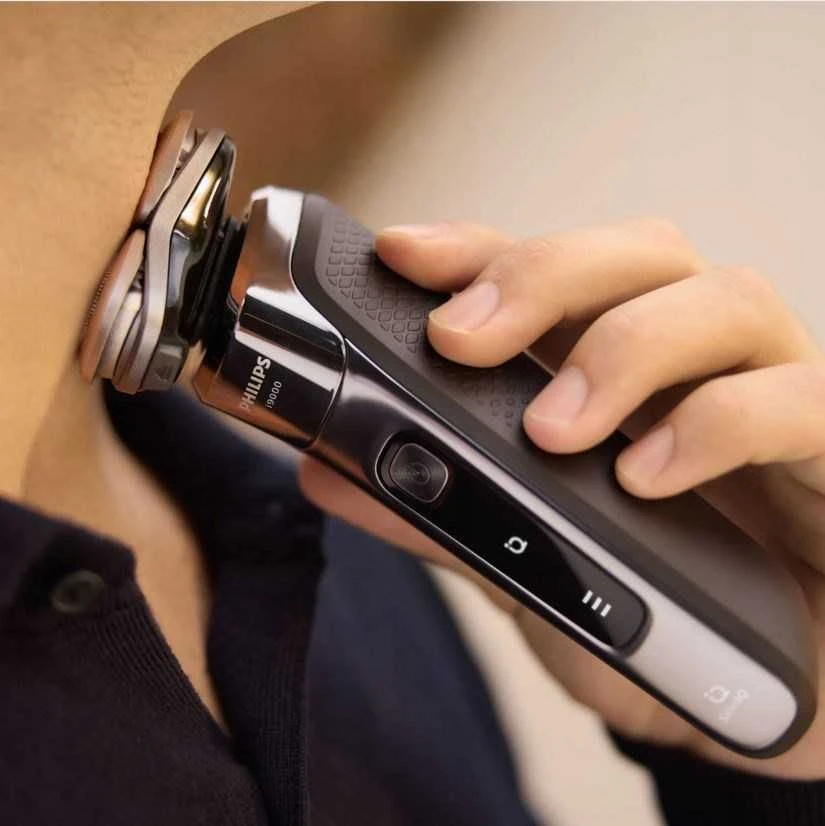 Philips i9000 drėgno ir sauso skutimo elektrinis skustuvas su „SkinIQ“ | X9002/10