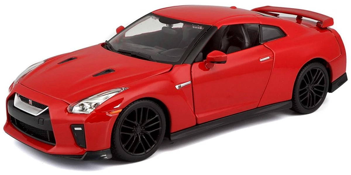 Bburago Nissan GT-R 1:24 baltas