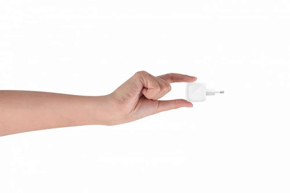 Įkroviklis Belkin BoostCharge Compact 65W (WCA011KQWH)