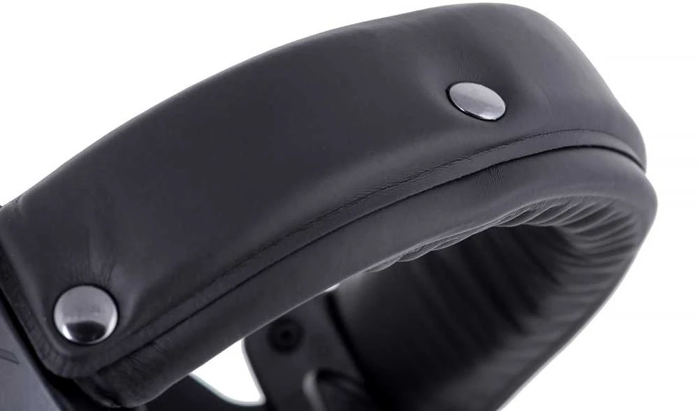 Beyerdynamic dt 770 pro 250 ohm juodas limited edition - ausinės studijinės uždaro tipo