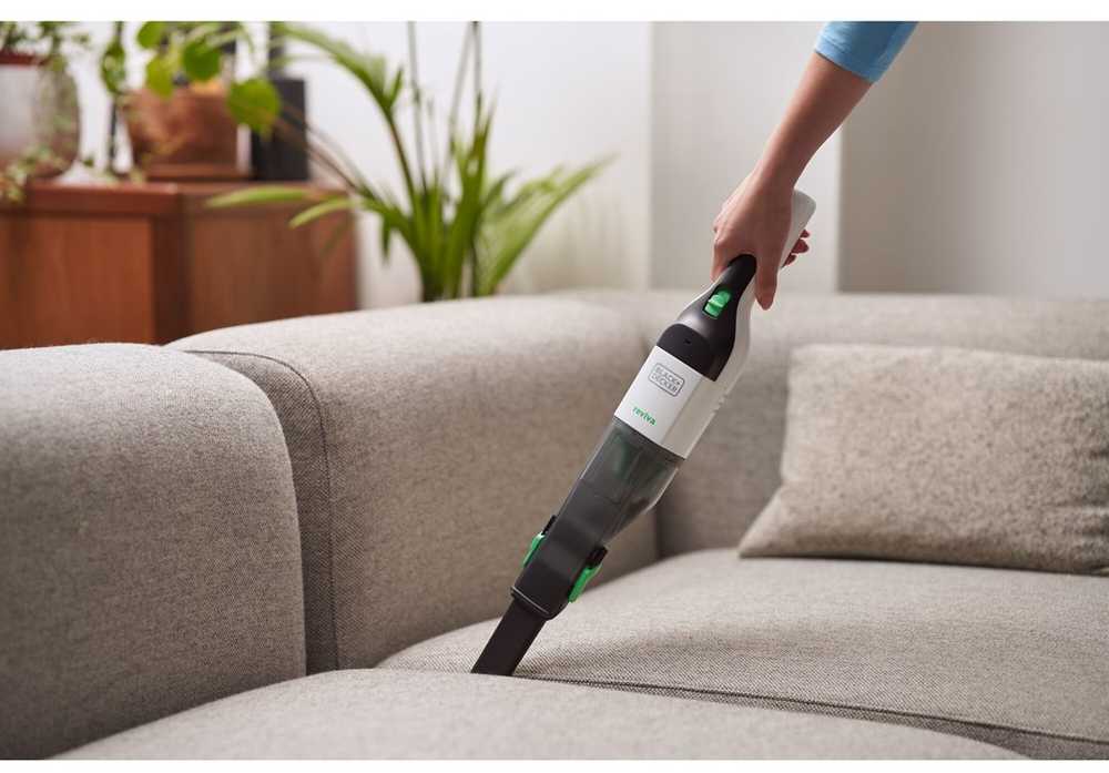 Dulkių siurblys Black & Decker Juodas & Decker Akumuliatorinis siurblys Juodas & Decker REVHV8C-QW; 7,2 V; 1x1,5 Ah akum.