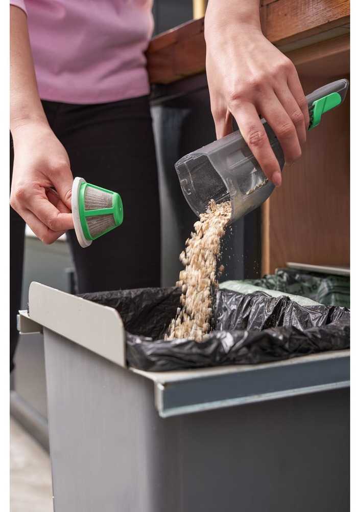 Dulkių siurblys Black & Decker Juodas & Decker Akumuliatorinis siurblys Juodas & Decker REVHV8C-QW; 7,2 V; 1x1,5 Ah akum.