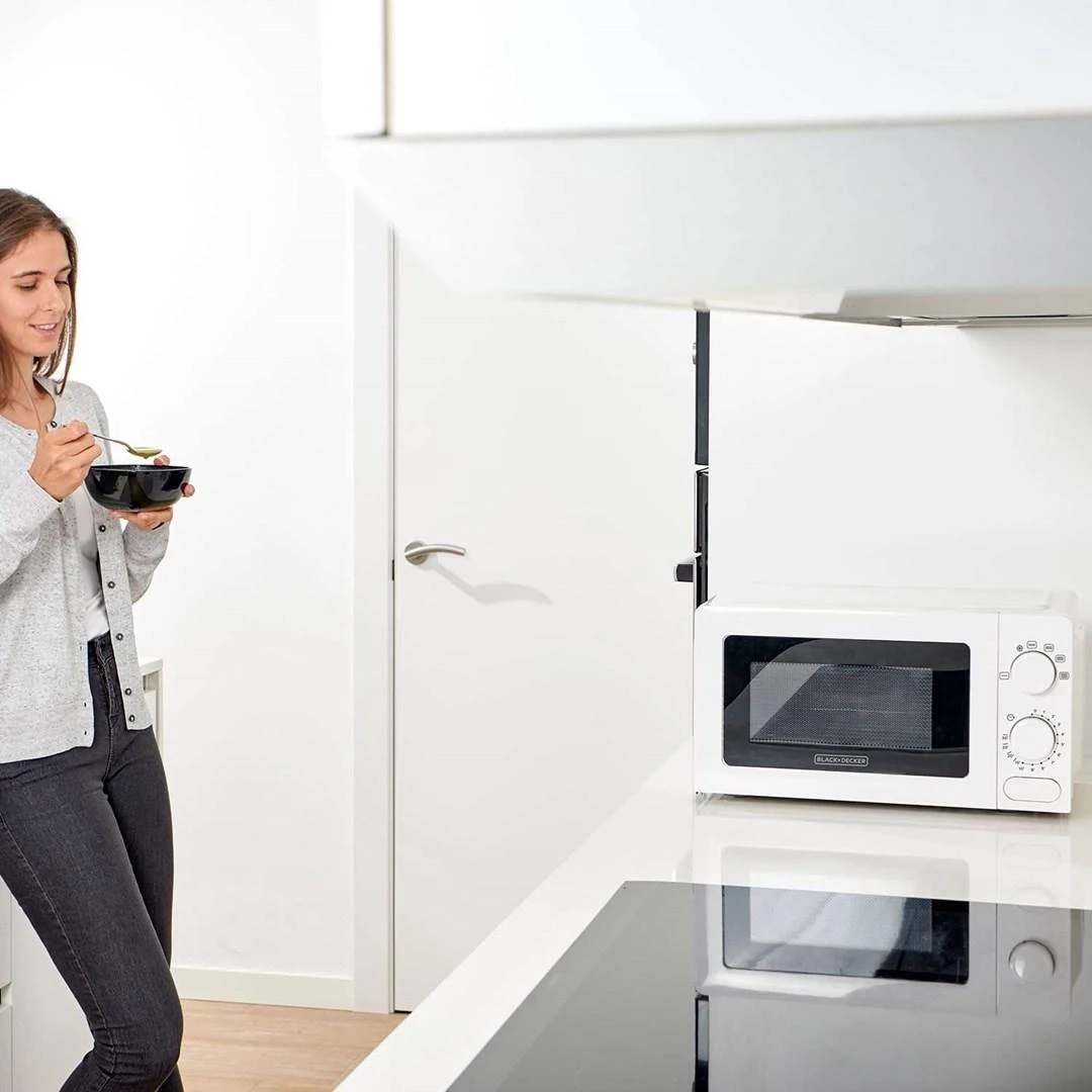 Mikrobangų krosnelė Black & Decker Juodas Decker BXMY700E microvawe 20 l 700 W