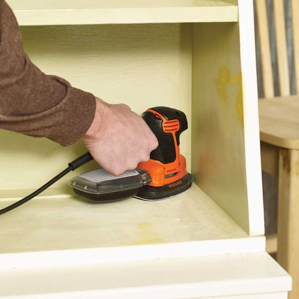 Black & Decker ekscentrinis daugiafunkcis šlifuoklis 120W KA2500K