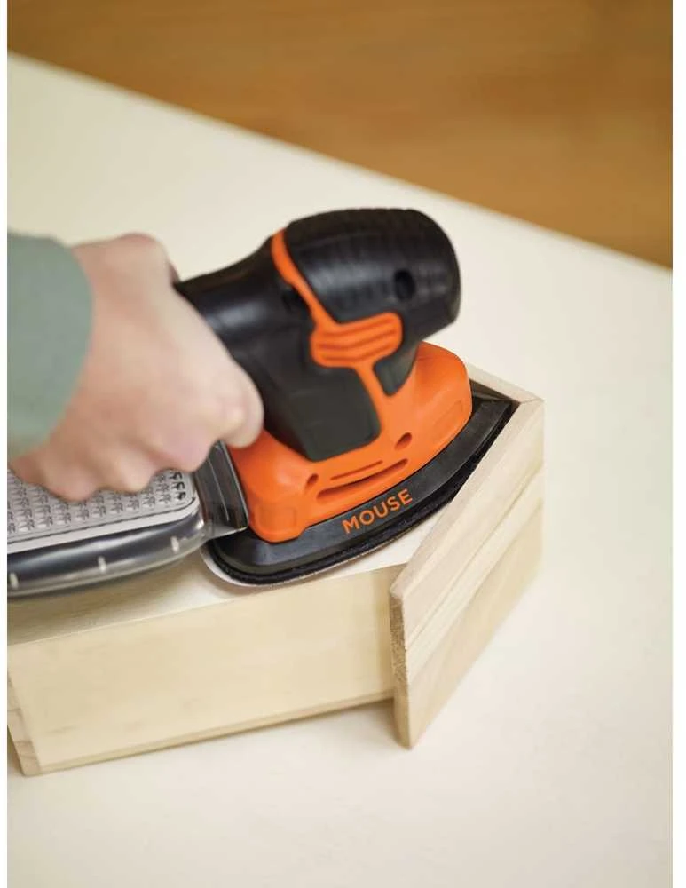Black & Decker ekscentrinis daugiafunkcis šlifuoklis 120W KA2500K