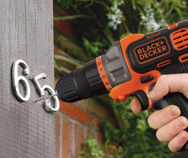 Black & Decker suktuvas gręžtuvas MultiEvo MT218KB-QW, 18V, 2x1.5 Ah, su lagaminu