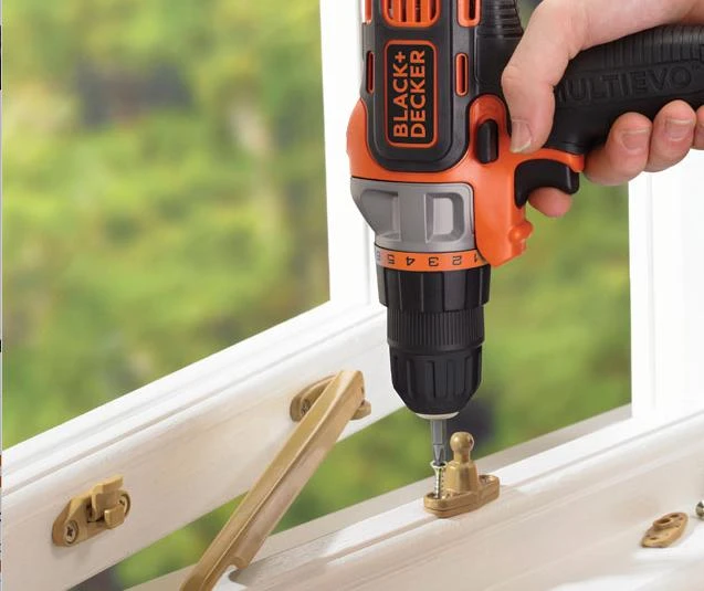 Black & Decker suktuvas gręžtuvas MultiEvo MT218KB-QW, 18V, 2x1.5 Ah, su lagaminu