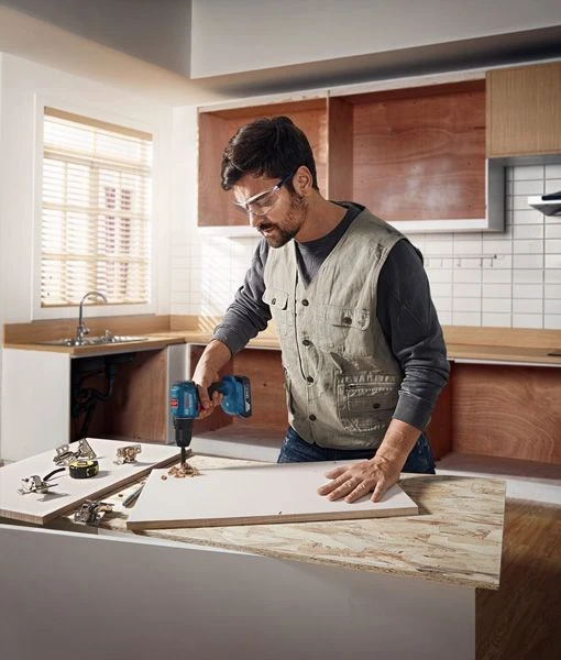 Suktuvas-gręžtuvas Bosch GSR 185-LI; 18 V; 2x2,0 Ah akum.
