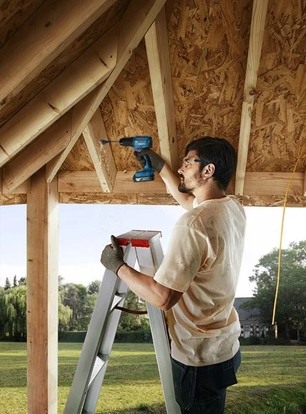 Suktuvas-gręžtuvas Bosch GSR 185-LI; 18 V; 2x2,0 Ah akum.