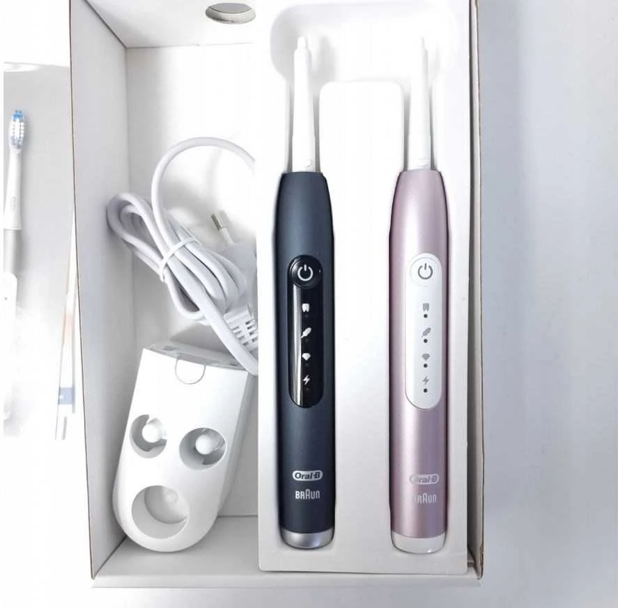Braun Oral-B Pulsonic SlimLuxe 4900 electric dantų šepetėlis twin pack