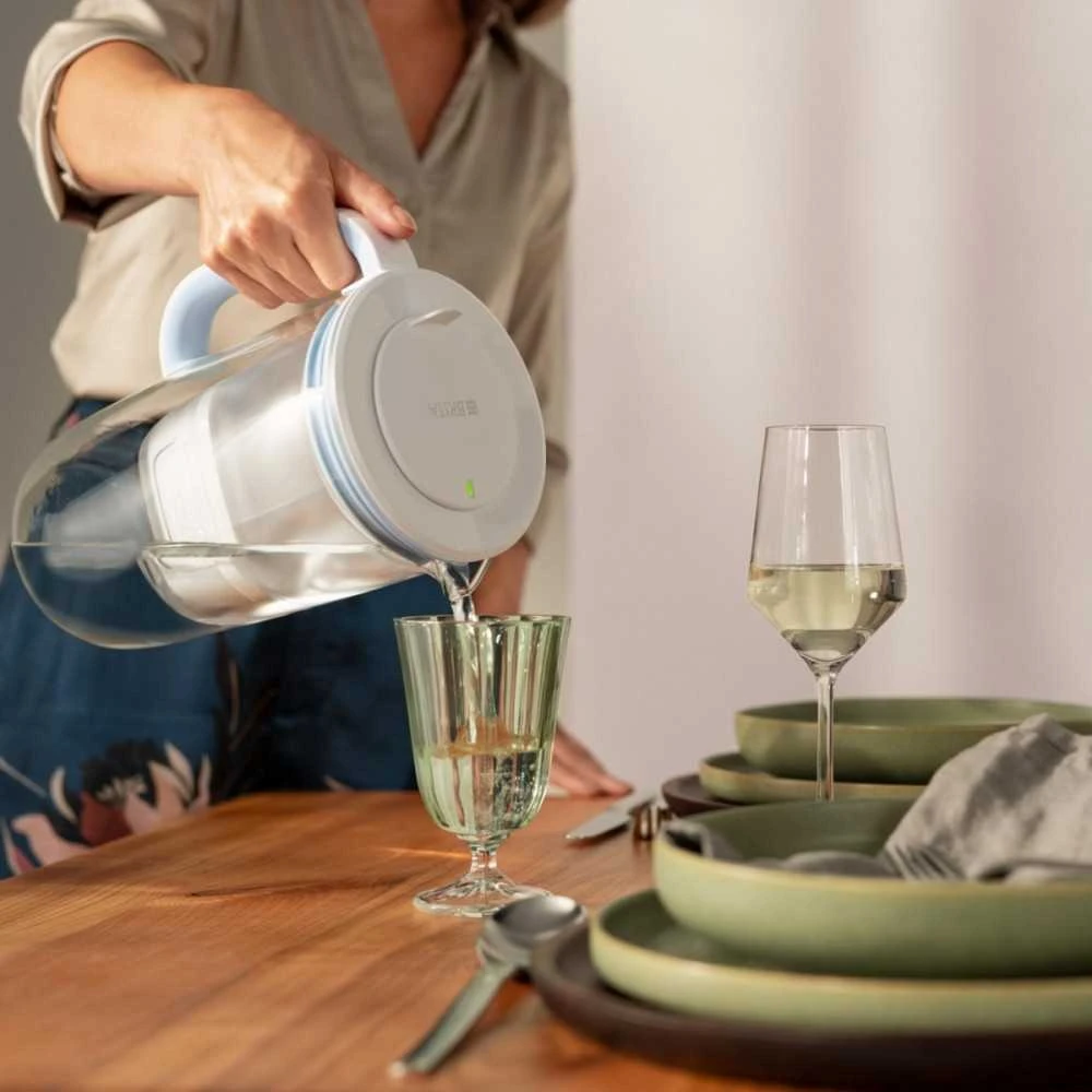 Brita Glass+ filtro ąsotis su 2 MaxtraPro PP kasetėmis (mėlynas; 2,5 l)
