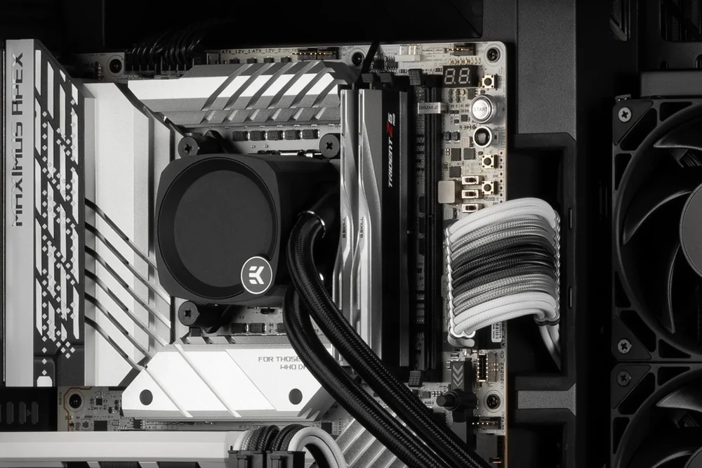 Ek Water Blocks Ek Vanduo Blocks EK Vanduo Blocks EK-Nucleus AIO CR360 Dark All-in-One Liquid Cooler – juodos spalvos