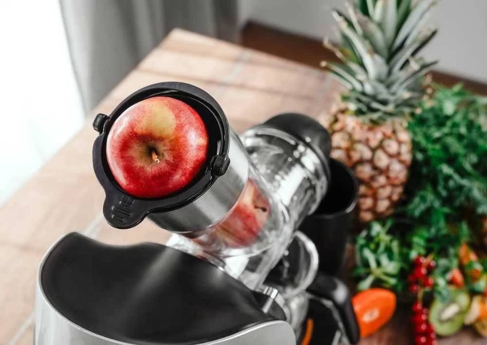 Lėtaeigė sulčiaspaudė Concept NUTRIBOOST LO7250