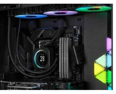 Corsair Vengeance DDR5 atmintis kompiuterio korpuso viduje