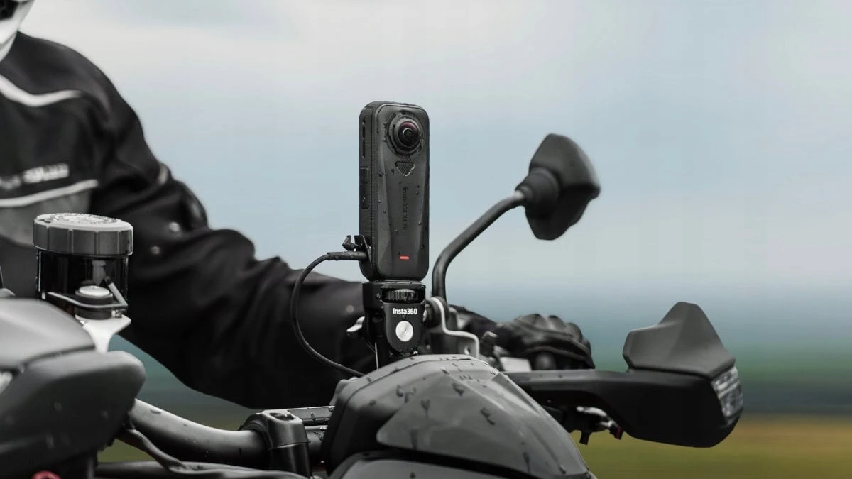 Veiksmo kameros Starter Bundle rinkinys Insta360 X4 Air, baltos spalvos aprašymas - Prekės nuotrauka
