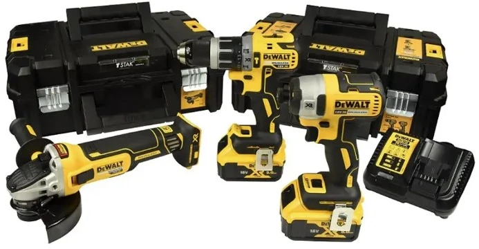 Įrankių rinkinys combo 18v dck384p2t dewalt
