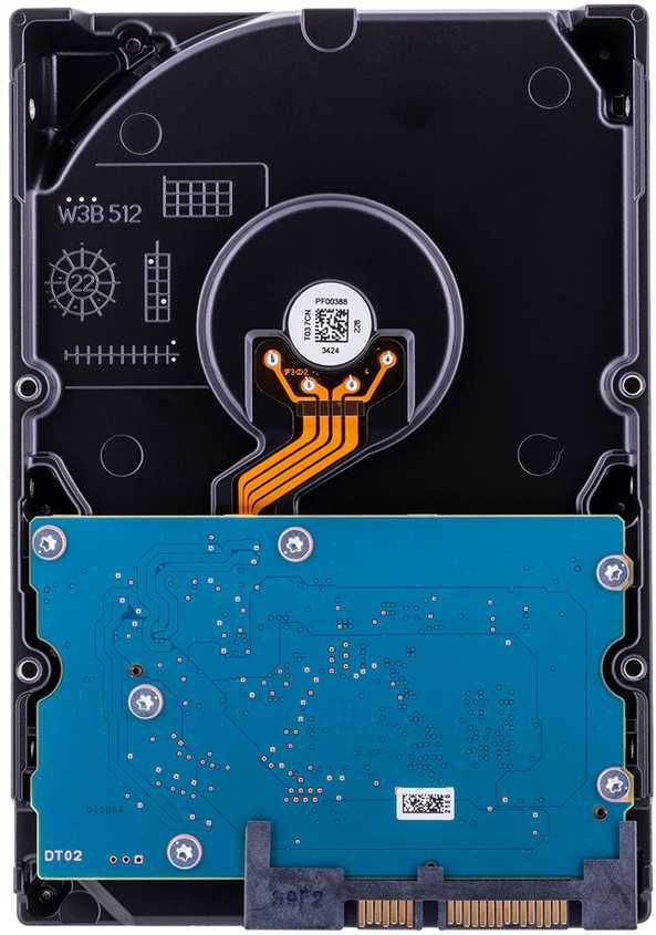 HDD plienas "Toshiba P300" (3,5 colio 4 TB, 5400 RPM, 128 MB, NCQ, AF, SATAIII), mašina