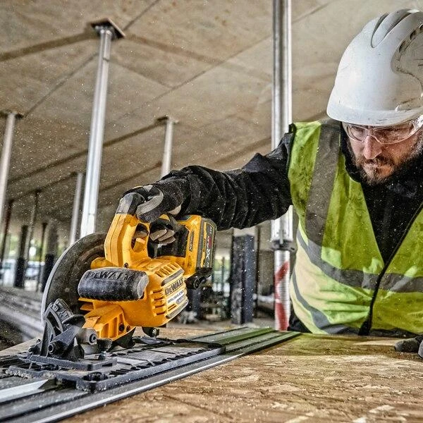 Akumuliatorinis diskinis pjūklas DeWalt DCS579NT-XJ; 54 V; (be akumuliatoriaus ir pakrovėjo)