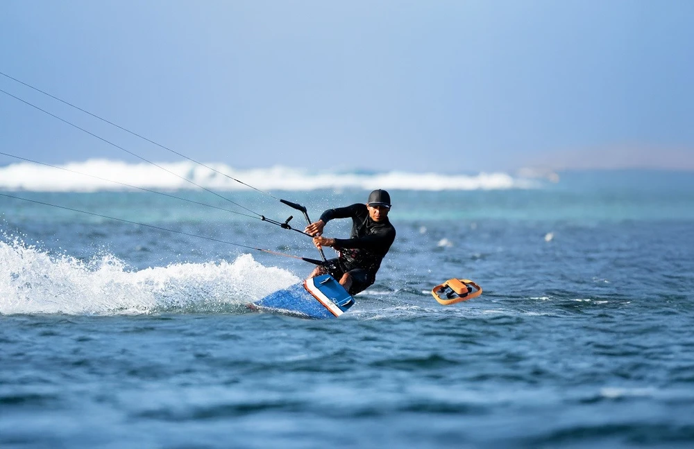 Standartinis dronas HOVERAir AQUA