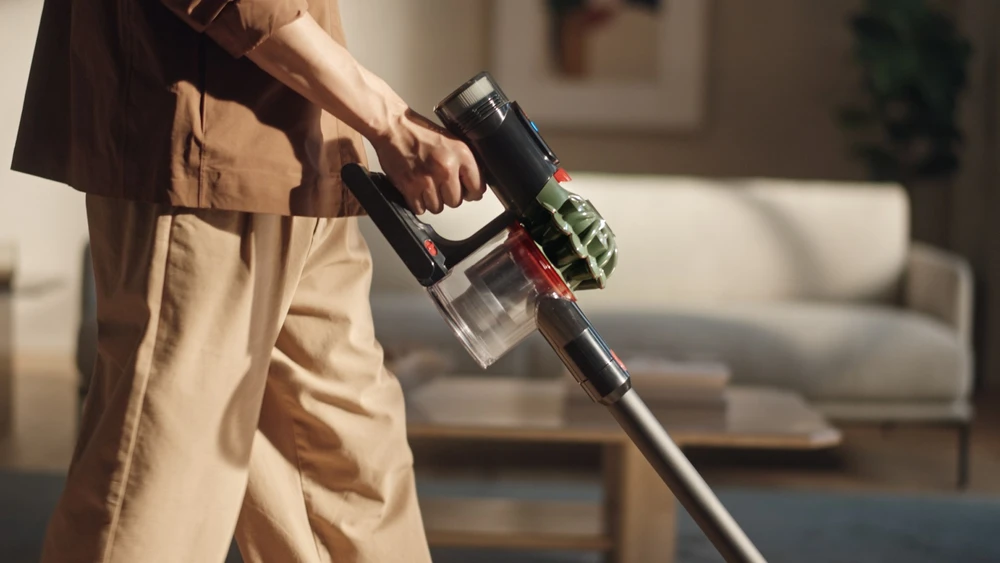 Dulkių siurblys - Dyson V8 juodas 0,54 l 60 min. veikimo trukmė 2,6kg