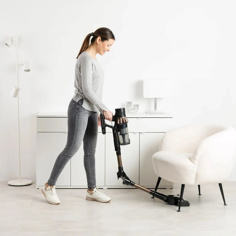 Taurus Homeland X9 Pro Pet & Car Cordless Stick Vacuum Cleaner Baterija-powered Dry HEPA Bagless 0.7 l 615 W Juodas, Brown 2.5 Ah