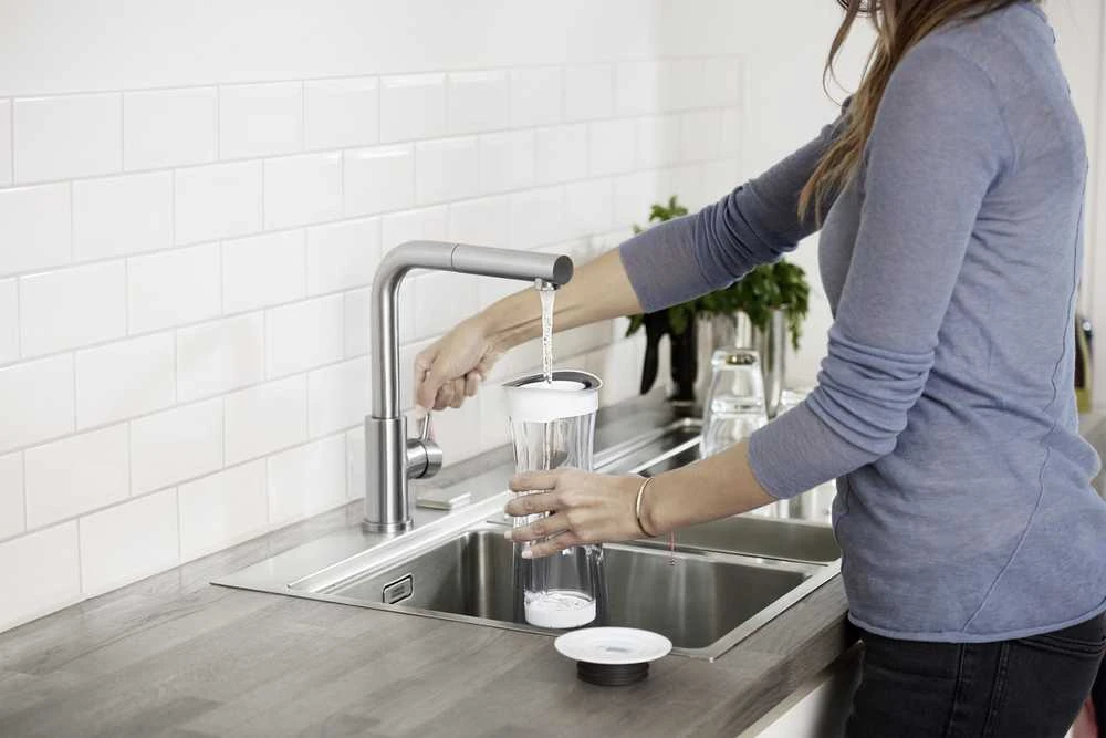 Dzbanek brita fill&serve (1,3 litra; spalva balta)