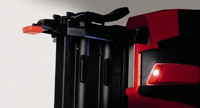 Akumuliatorinis kabių pistoletas Einhell FIXETTO 18/50 N Solo; 18 V (be akumuliatoriaus ir pakrovėjo)
