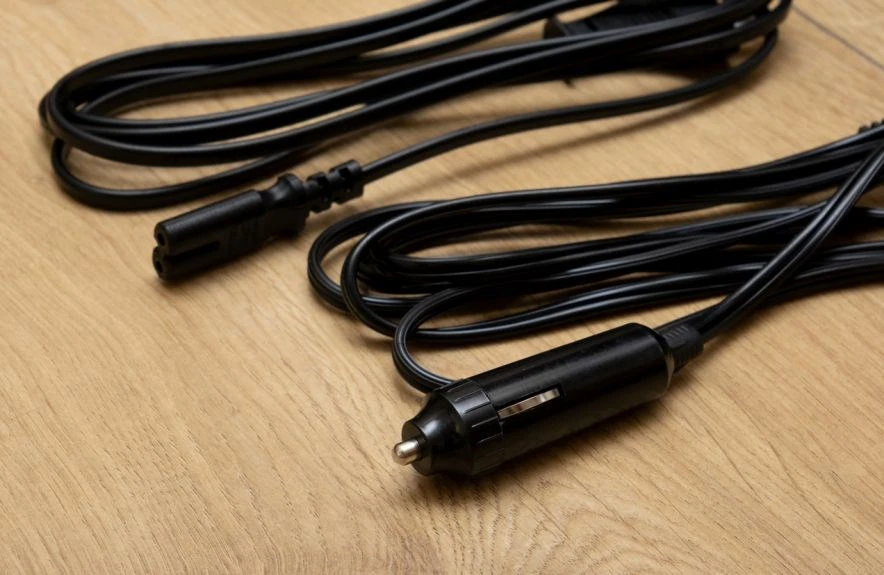 ELDOM FROZZY kelioninis šaldytuvas 26 l, aušinimo ir šildymo funkcija, 12 V / 240 V