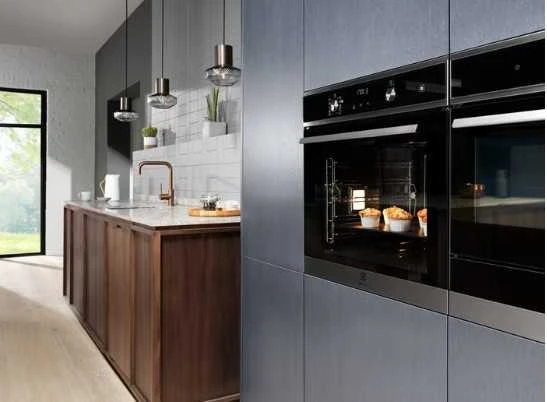 Juodos spalvos orkaitė Electrolux EOD3H50BK