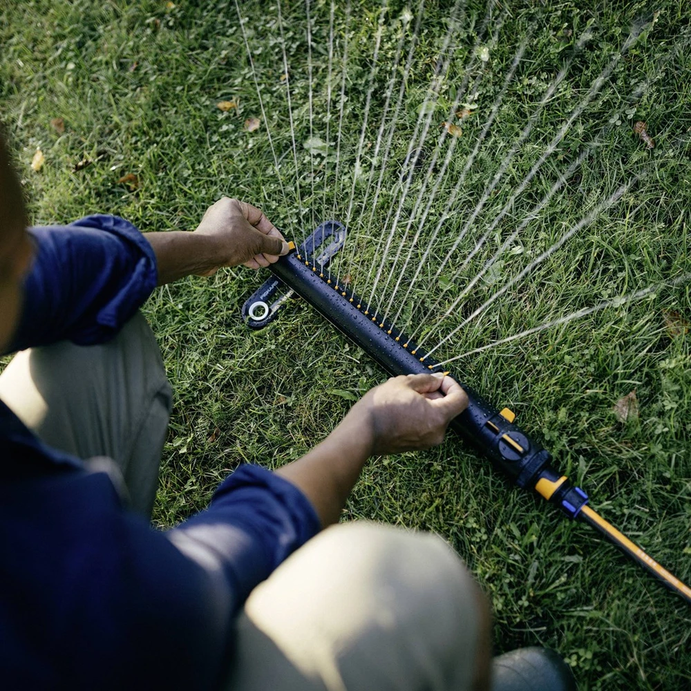 Fiskars X-Series švytuoklinis purkštuvas L