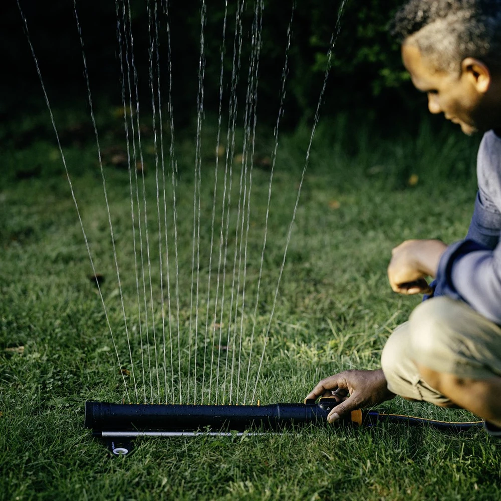 Fiskars X-Series švytuoklinis purkštuvas L
