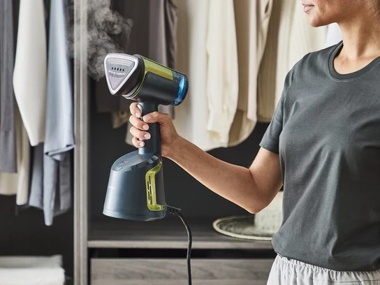 Tefal AeroSteam DT9810 Handheld garment garintuvas 0.1 L 1400 W Juodas, Gold