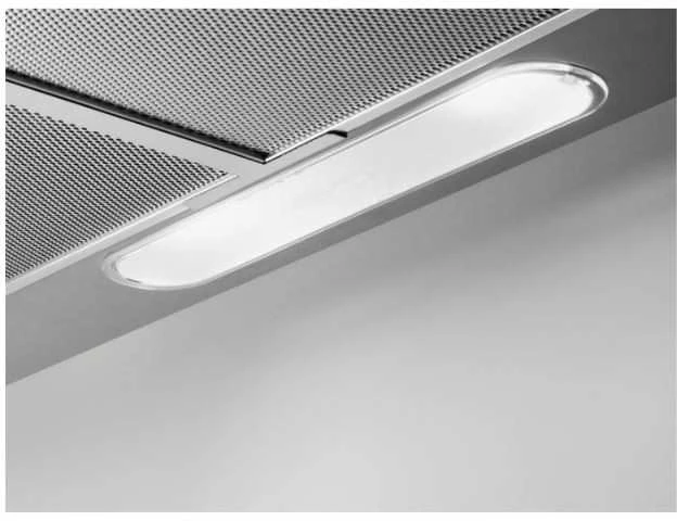 Gartraukis Electrolux LFU215x po spintele esantis gaubtas