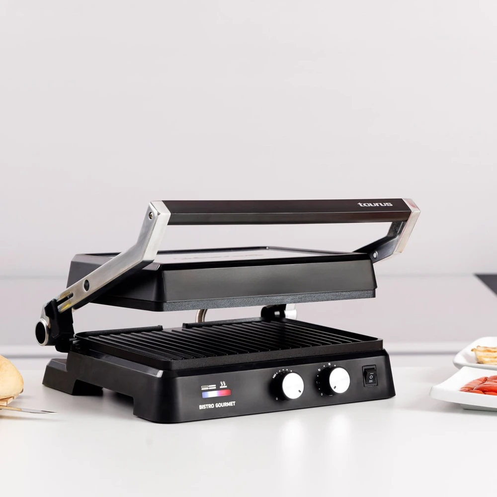 Taurus Bistro Gourmet 2600 W 2-in-1 contact grill