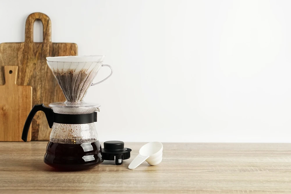 HARIO V60-02 skaidraus plastiko lašintuvas