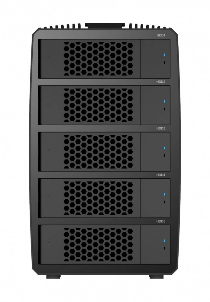 Nezatříděno „Icy Box System-RAID“ 5 colių įstrižainės diskas su 2,5 colio / 3,5 colio SATA disku, IB-RD3705-CU3 RAID 0,1,10,3,5, vienas, didelis, klonas