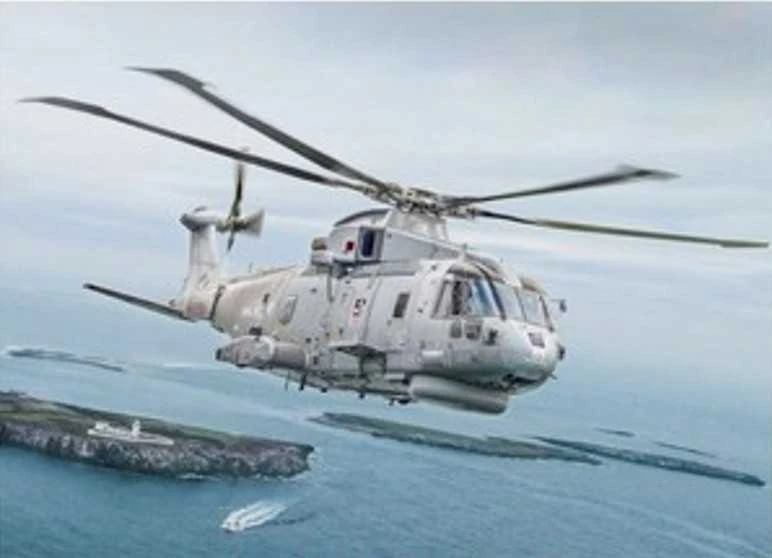 Italeri AW-101 Merlin HM.1 sraigtasparnis 1/72, plastikinis rinkinys