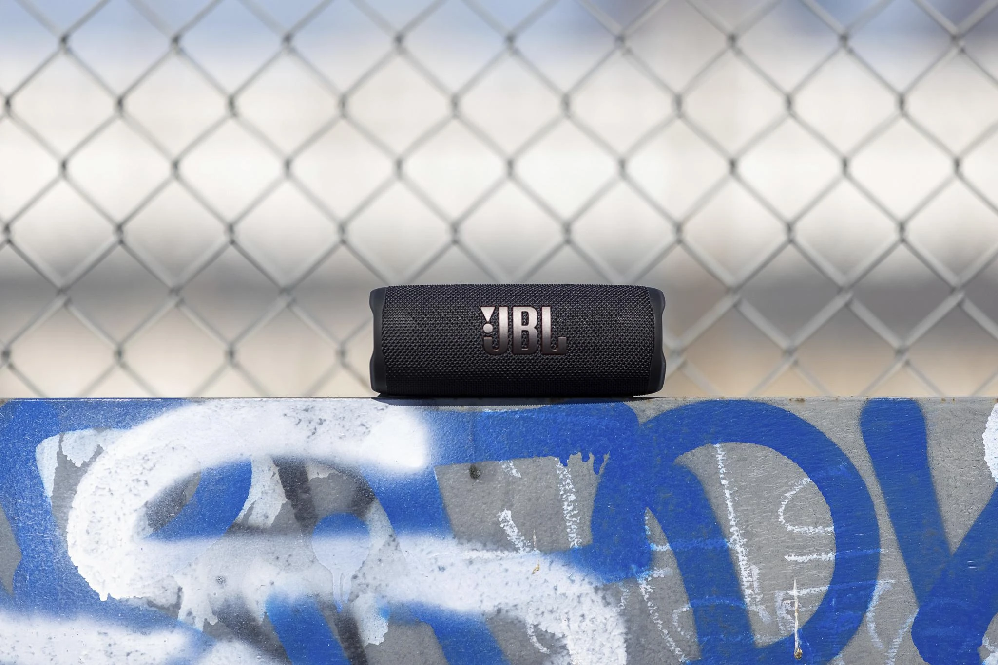 JBL Flip 6 Nešiojama vandeniui atspari kolonėlė - mėlyna
