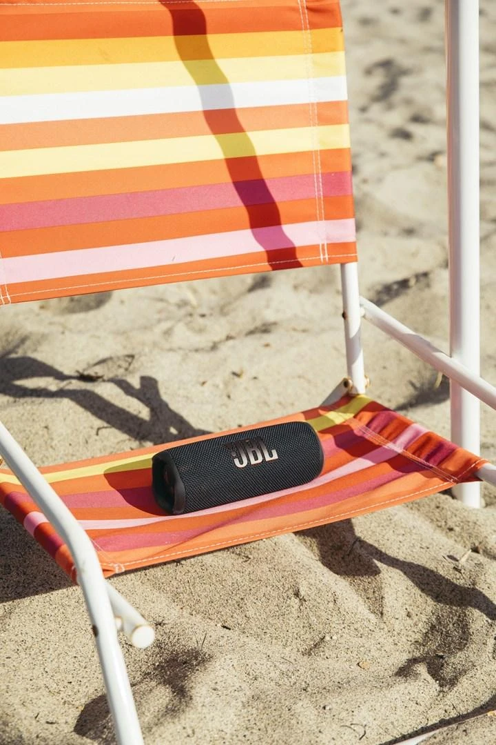 JBL Flip 6 Nešiojama vandeniui atspari kolonėlė, Žalios spalvos