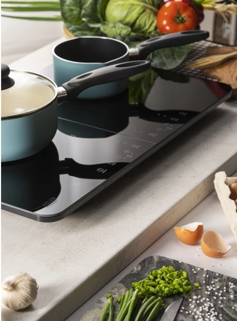 AD 6516 | Adler Cooker | Touch controls | Number of burners/cooking zones 2 | Induction | Juodas