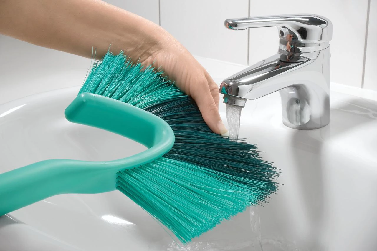 Leifheit Šepetys kampams valyti "Dusty"