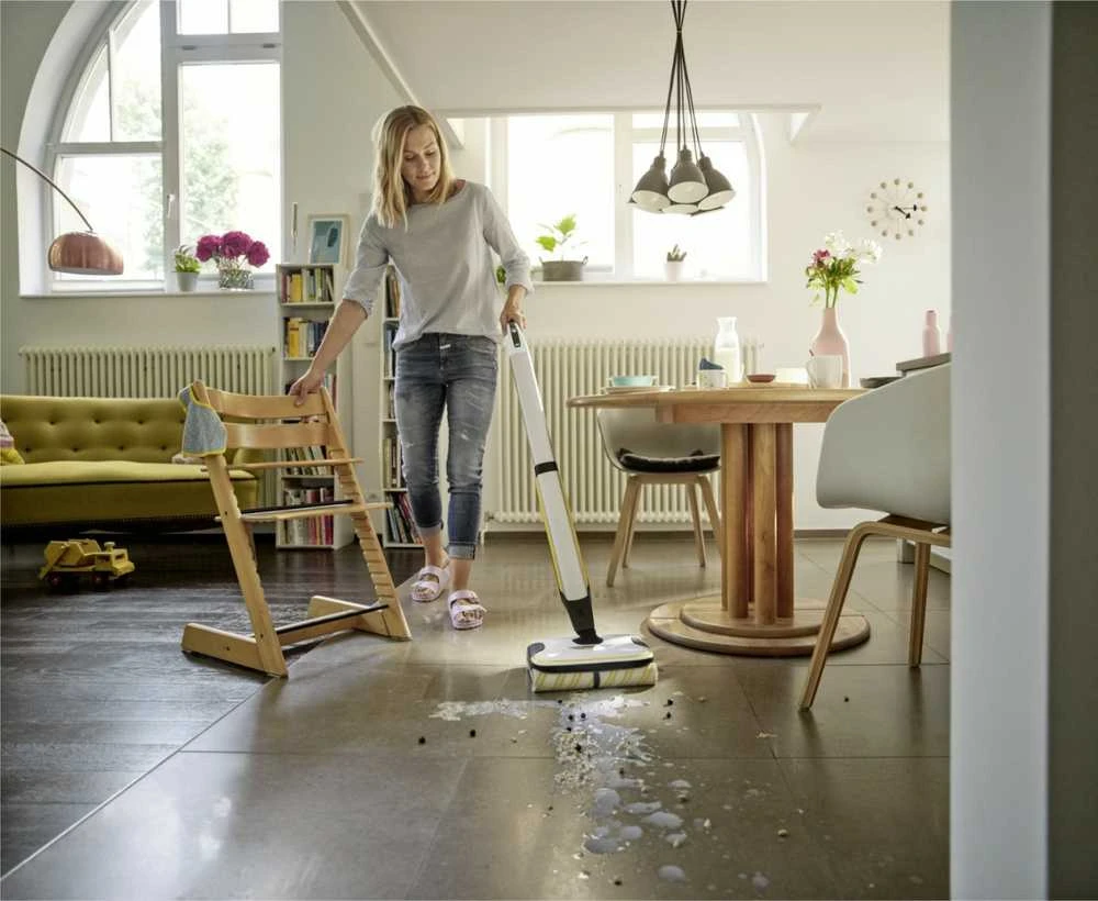Grindų plovimo mašina Karcher FC 7 Cordless (1.055-701.0)